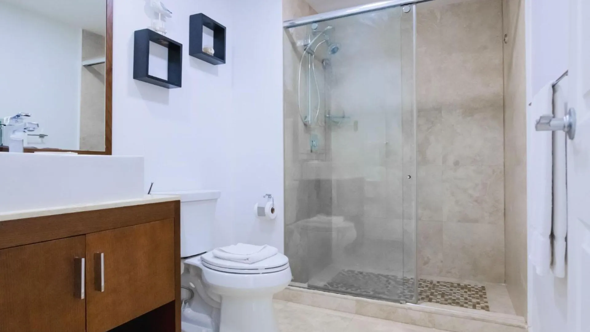Beachfront - Precious Ruby 2Br Condo - Bc355 شاطئ بالم