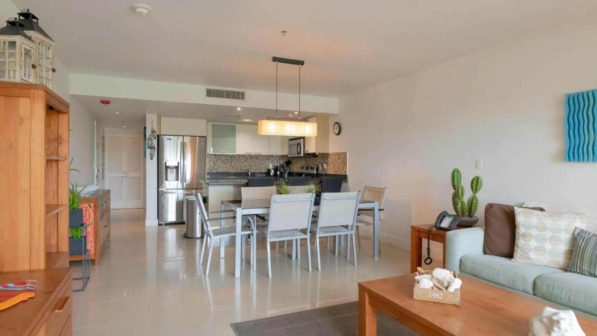 Beachfront - Precious Ruby 2Br Condo - Bc355 شاطئ بالم 0*,  أروبا