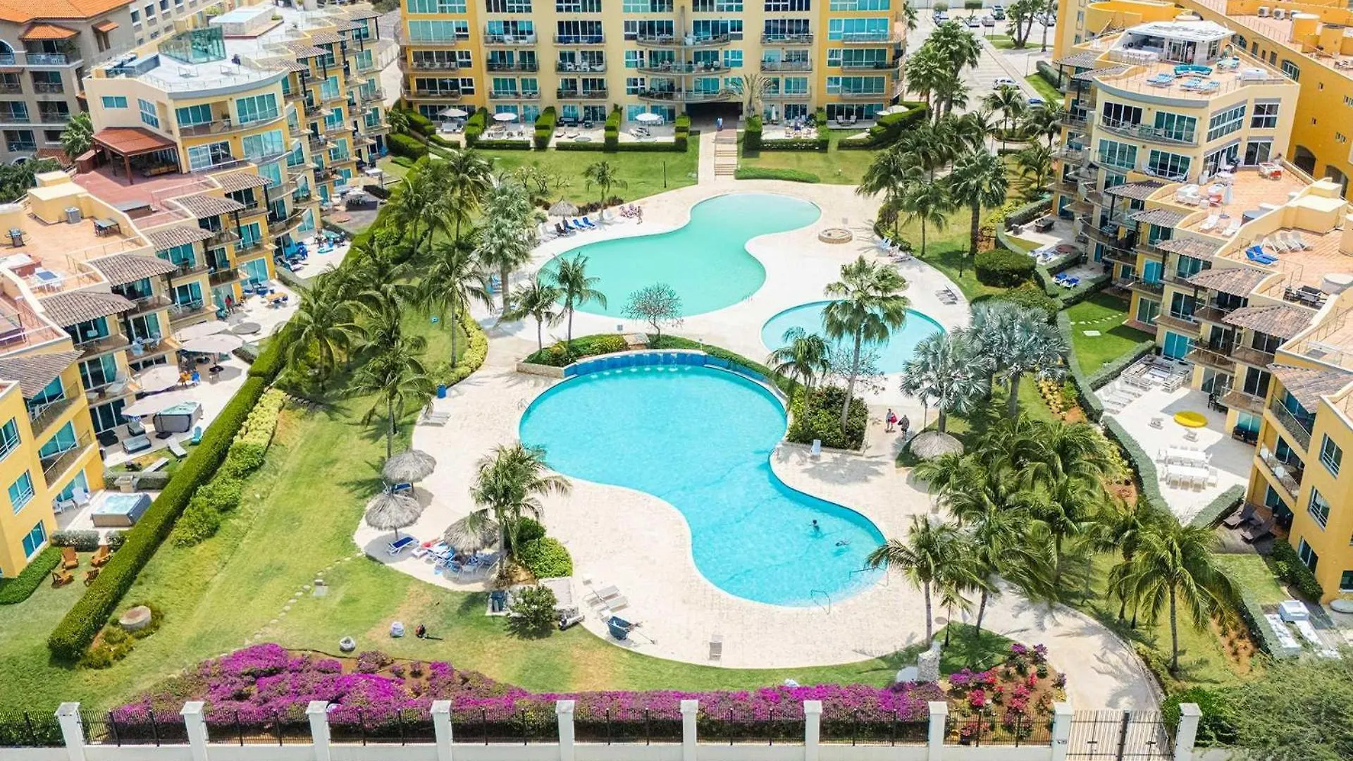 Beachfront - Precious Ruby 2Br Condo - Bc355 Palm Beach 0*,